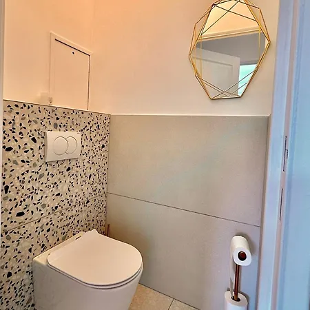 Ferienwohnung Le Boudoir - 2 Pieces Et Parking Le Plessis-Robinson Exterior foto